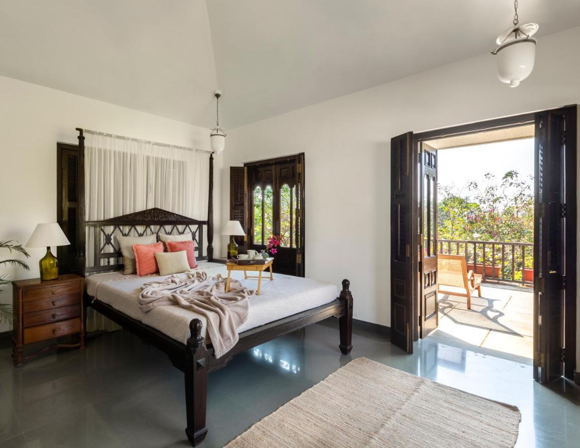 VILLA MAGNOLIA BY LOHONO STAYS - 5 bedroom luxury pool villa Alībāg Buitenkant foto